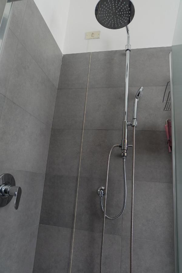 Aria Di Casa B&B Cantu Ngoại thất bức ảnh