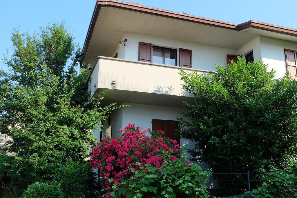 Aria Di Casa B&B Cantu Ngoại thất bức ảnh