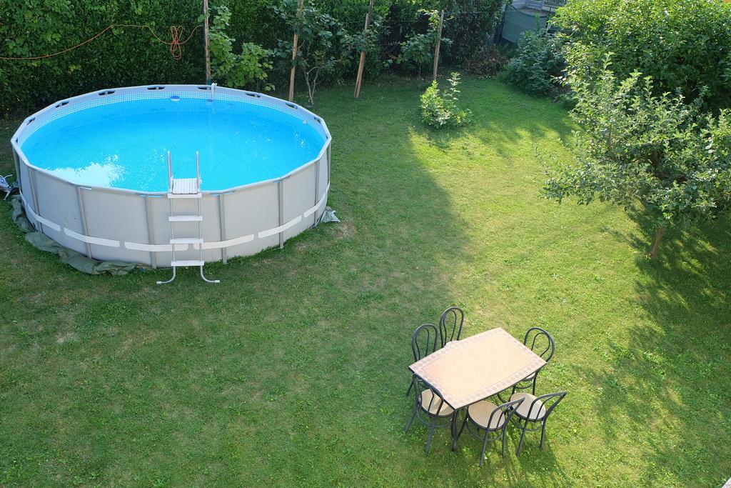 Aria Di Casa B&B Cantu Ngoại thất bức ảnh